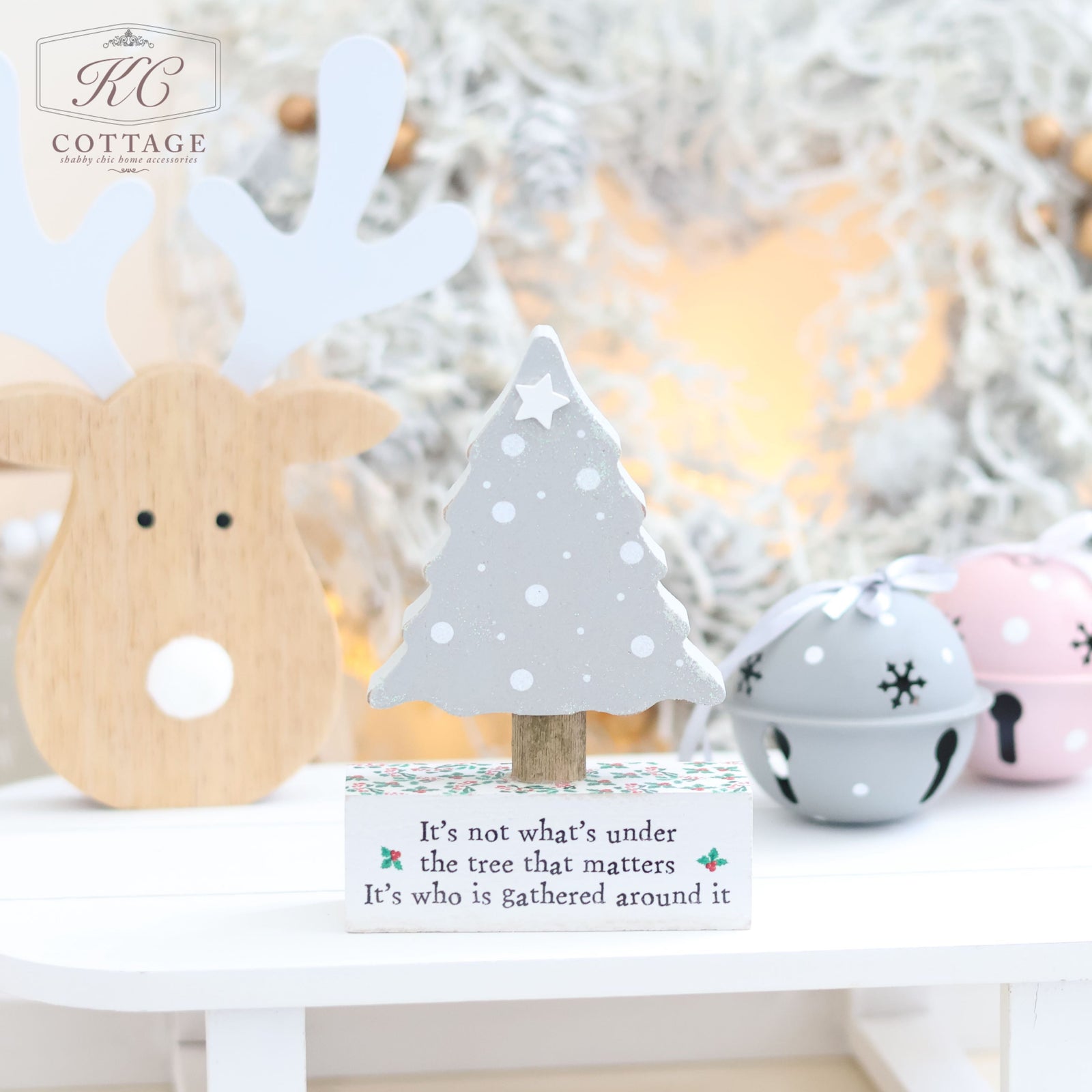 Christmas Wooden Tree Scene