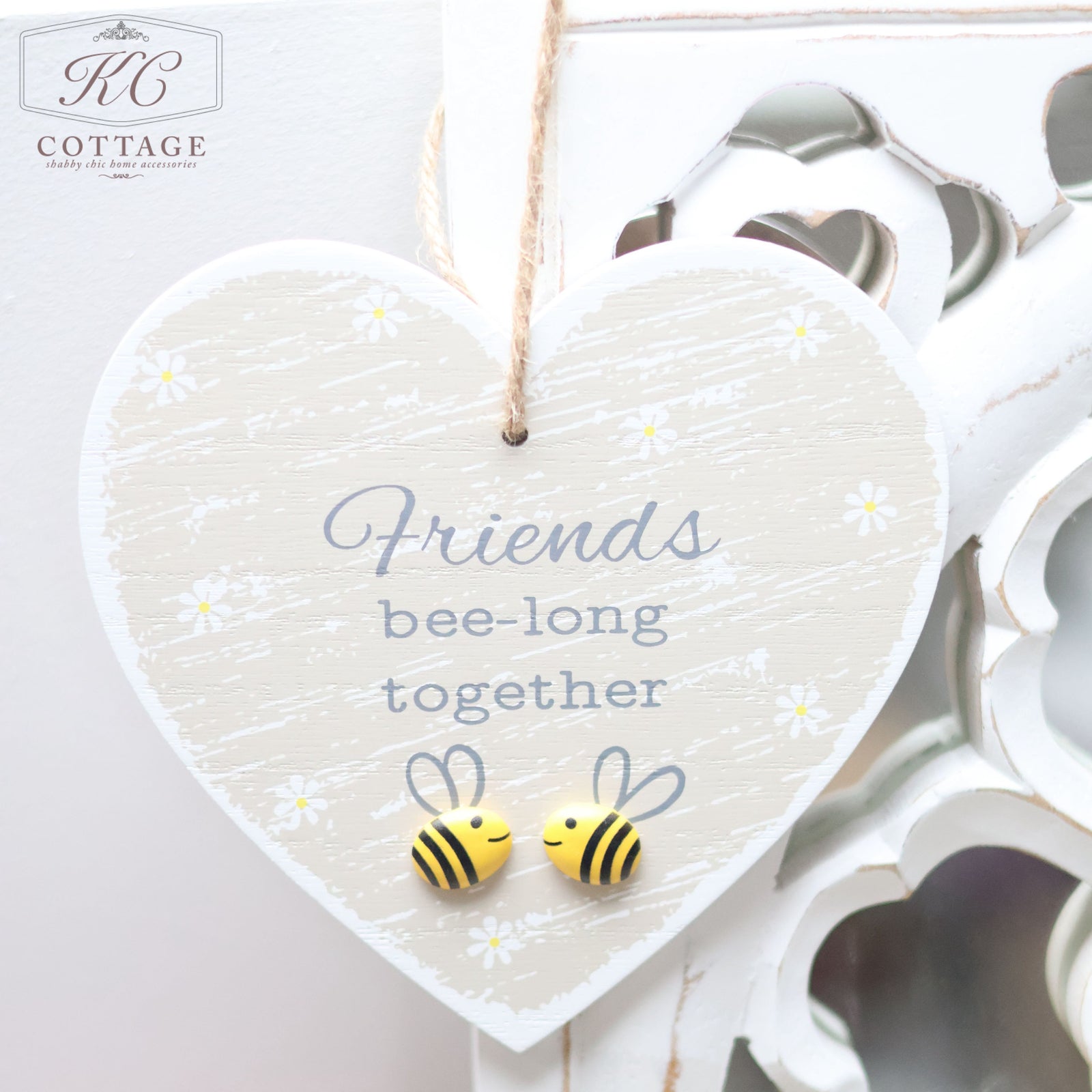 Pebble Bee Friends Hanging Heart