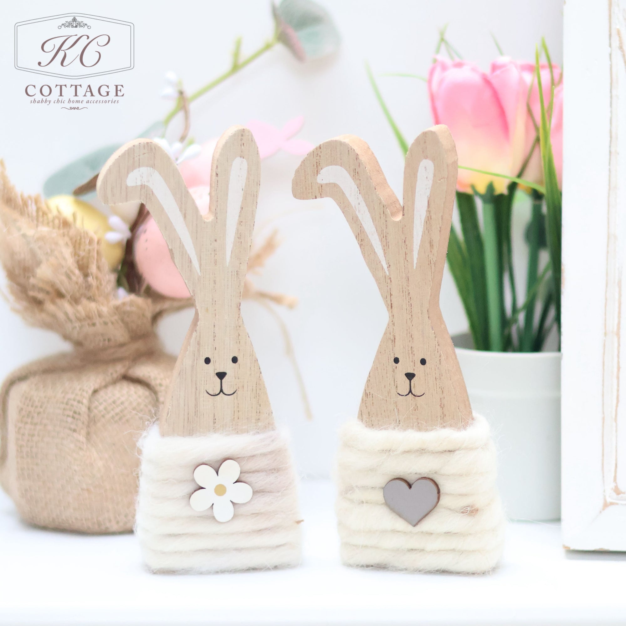 Easter Wooden Bunnies With Heart & Flower