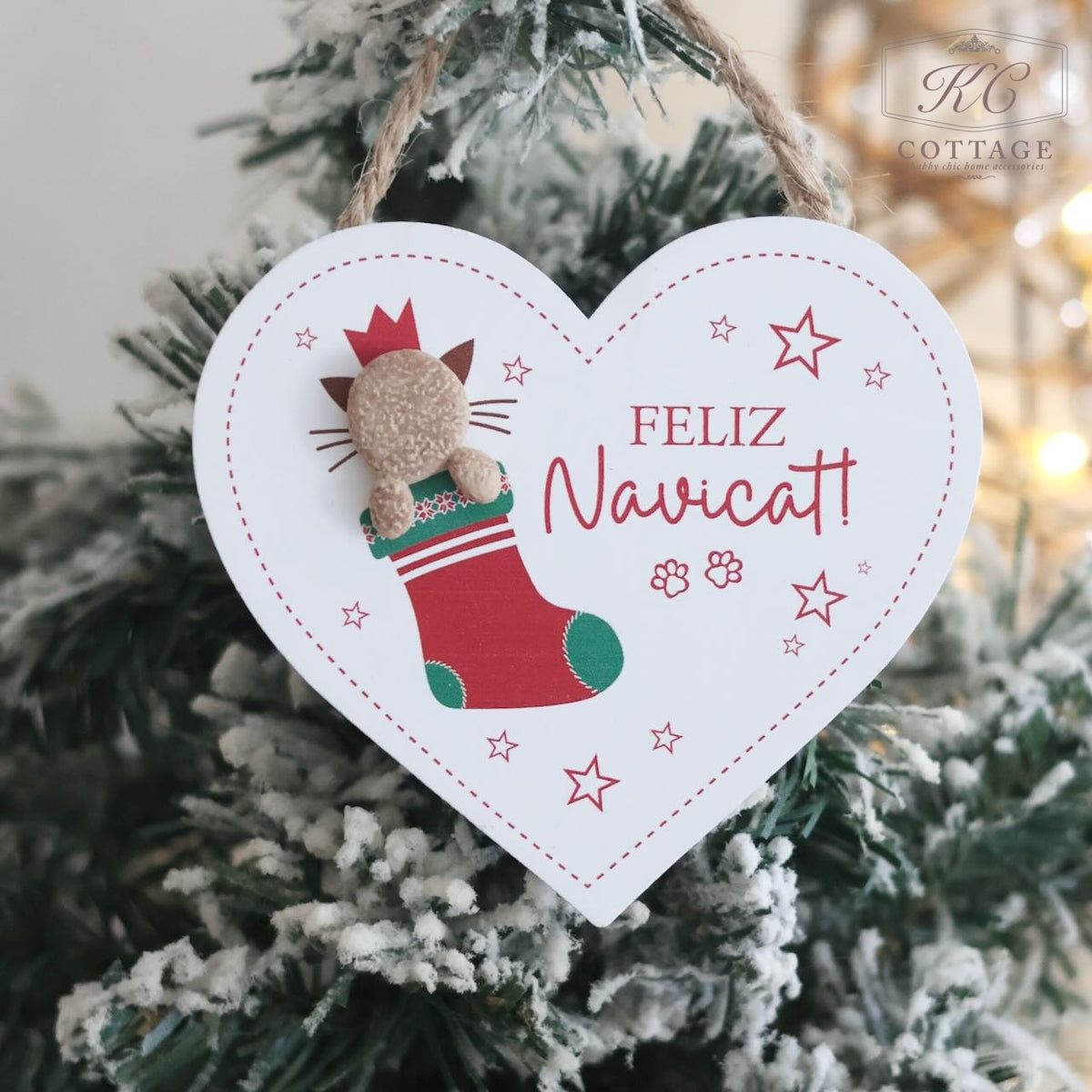 Christmas Cat Hanging Hearts