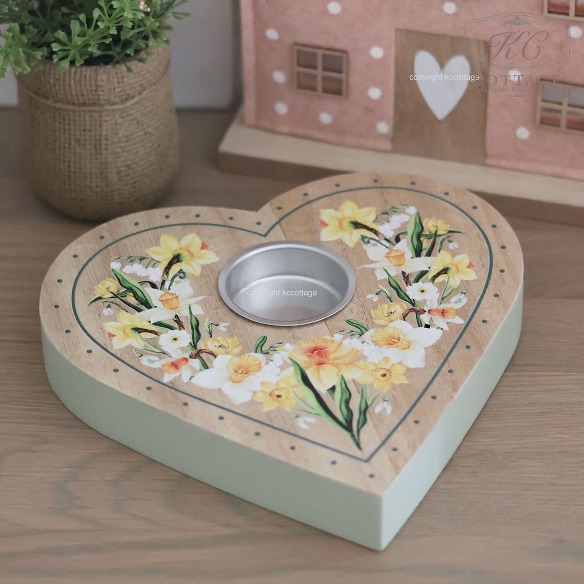Daffodil Floral Wooden Tea-Light Holder