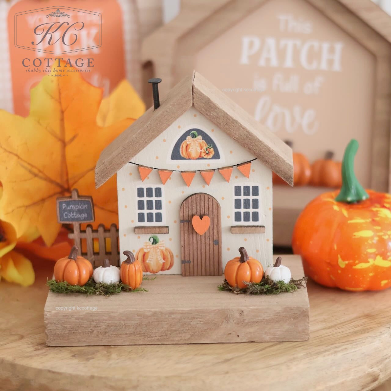 Autumn Pumpkin Harvest Pumpkin Cottage Wooden Ornament