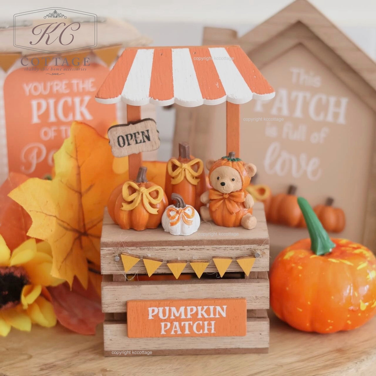 Autumn Pumpkin Harvest Wooden Stall Ornament with Resin Details