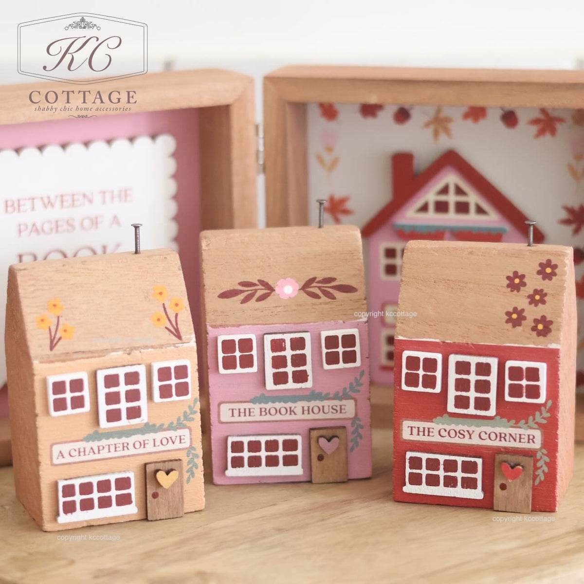 Cosy Book Club Wooden Houses Set of Three